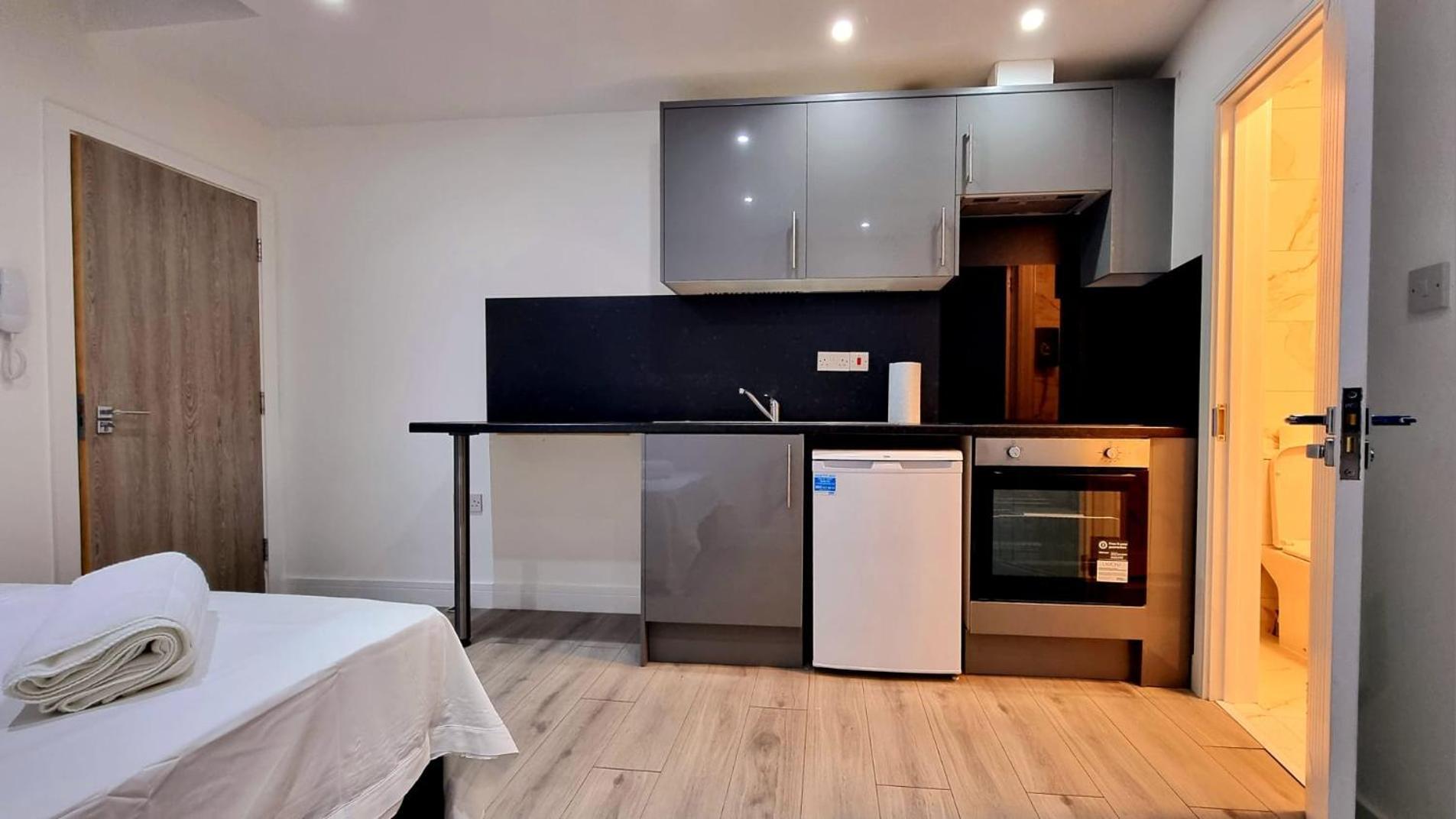 Brand New Collection Of Studios Close To Tube Station Londen Buitenkant foto
